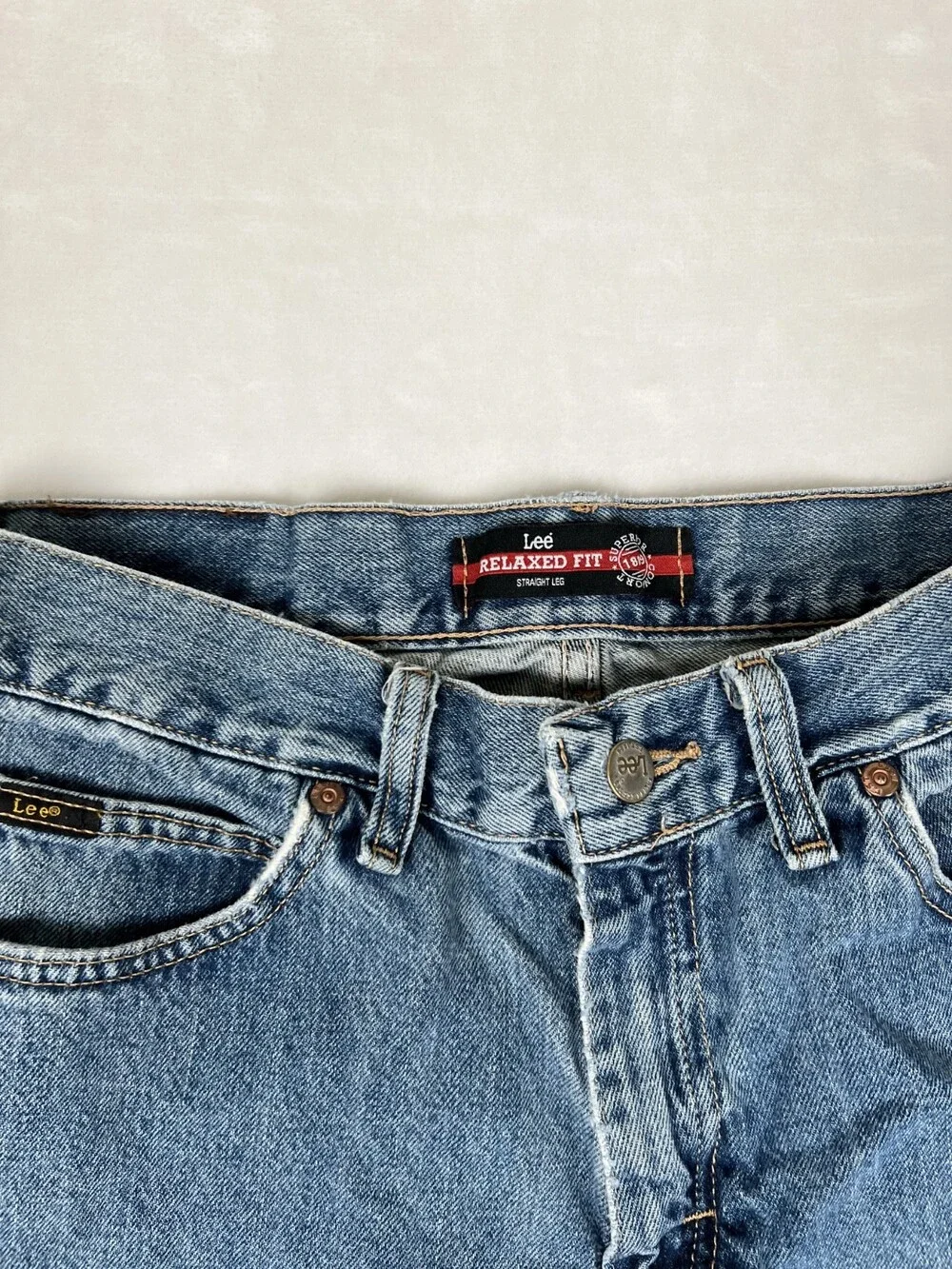 Vintage Lee Blue Denim Jeans Size 30x32 Relaxed Fit Straight Leg READ